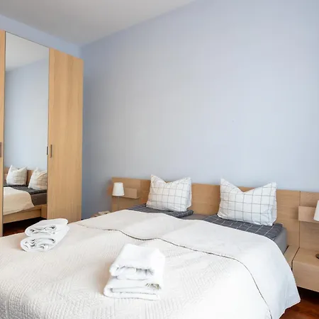 Central Warsaw Apartment - Great Location- Warsaw Stays - Stawki Exterior photo